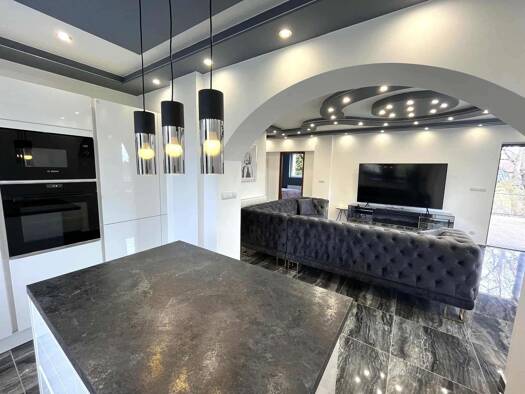 Einfamilienhaus zum Kauf 384.500 € 8 Zimmer 260 m² 817 m² Grundstück Gyenesdiás 8315