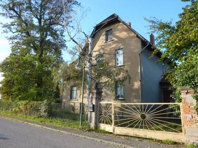 Villa zum Kauf 176.000 € 8 Zimmer 230 m² 2.553 m² Grundstück frei ab sofort Wengelsdorf Weißenfels 06688