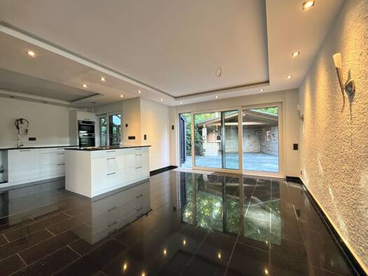 Einfamilienhaus zum Kauf 599.000 € 5 Zimmer 210 m² 1.204 m² Grundstück Altenritte Baunatal 34225