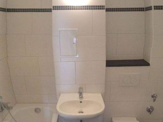 Wohnung zur Miete 199 € 1 Zimmer 25,8 m² 1. Geschoss frei ab 01.11.2025 Helmut-Just-Strasse 7 Oststadt Neubrandenburg 17036