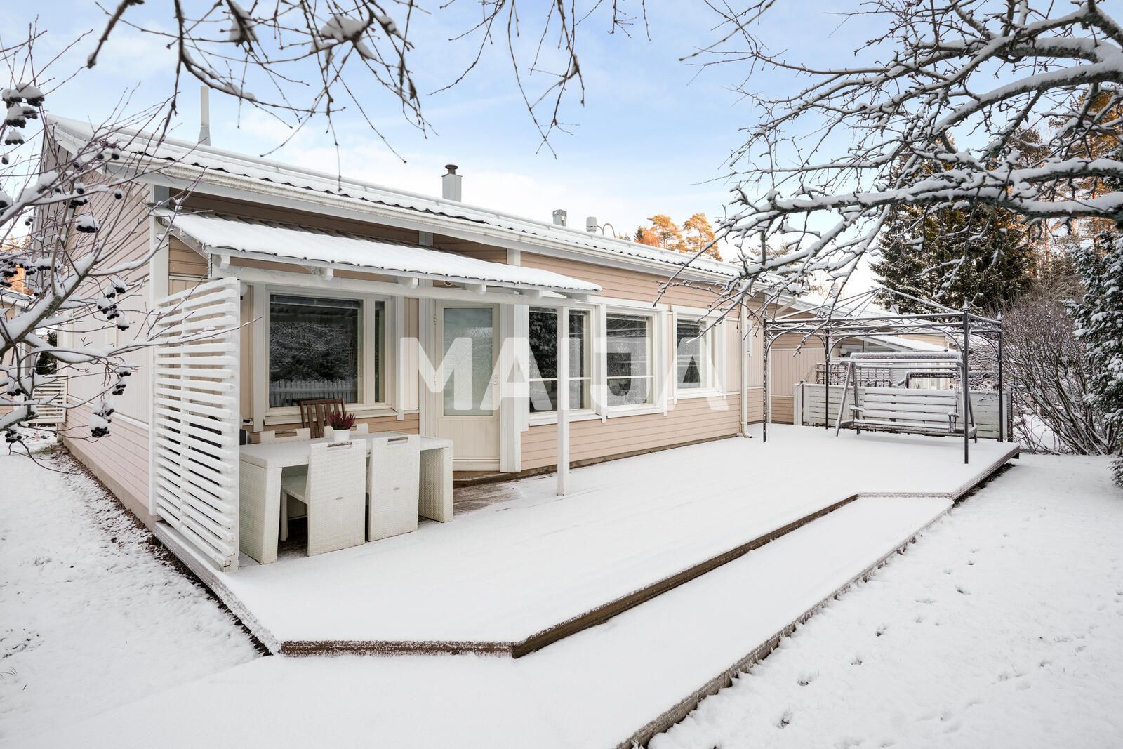 Einfamilienhaus zum Kauf 338.000 € 4 Zimmer 105 m²<br/>Wohnfläche 12.280 m²<br/>Grundstück Kuusikuja 1-3 Kirkkonummi 02880