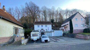 Haus zum Kauf 178.000 € 4 Zimmer 140 m² 2.200 m² Grundstück frei ab sofort Gartenstraße 31 Bübingen Saarbrücken 66129