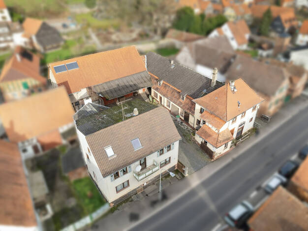 Bauernhaus zum Kauf 449.000 € 24,5 Zimmer 524 m² 1.696 m² Grundstück Düdelsheim Büdingen 63654