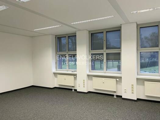 Büro zur Miete 10,25 € 1.468,7 m² Bürofläche teilbar ab 142,4 m² Berlin 12681