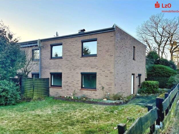 Doppelhaushälfte zum Kauf 229.000 € 6 Zimmer 141 m² 614 m² Grundstück Nordenholz Hude 27798