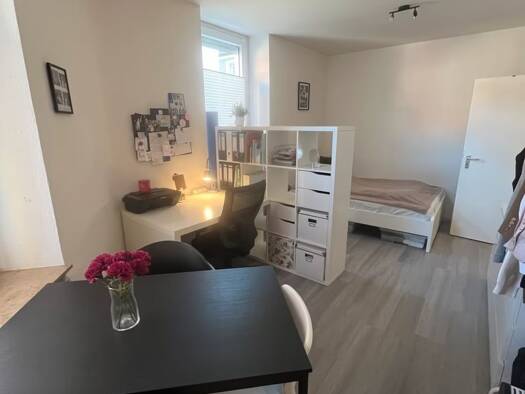 Studio zur Miete 450 € 1 Zimmer 28 m² Geschoss 1/3 frei ab 03.11.2026 Grombühlstraße 55 Grombühl Würzburg 97080