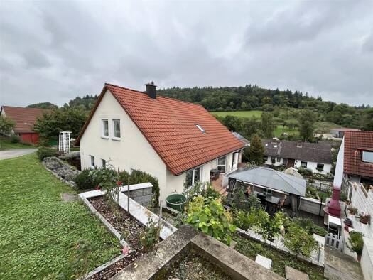 Einfamilienhaus zum Kauf 468.000 € 9 Zimmer 285 m² 897 m² Grundstück Niederrimbach Creglingen 97993