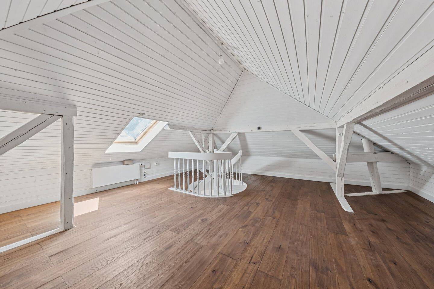 Property thumbnail 10