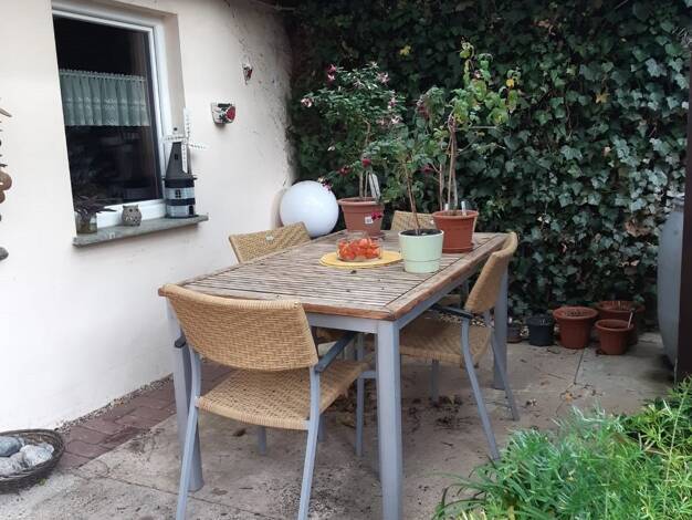 Reihenmittelhaus zum Kauf 75.000 € 8 Zimmer 133 m² 440 m² Grundstück Schkölen 07619