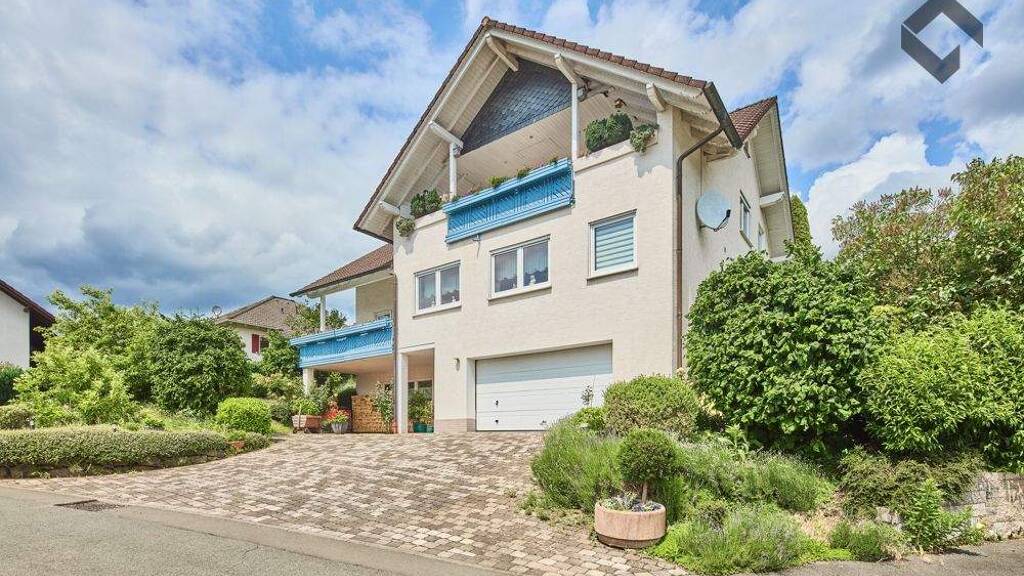 Mehrfamilienhaus zum Kauf 424.500 € 7 Zimmer 240,5 m² 622 m² Grundstück Rönkhausen Finnentrop 57413