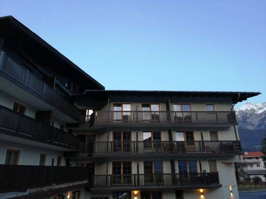 Studio zur Miete 600 € 1 Zimmer 24 m² 1. Geschoss Dorfstraße 5 Weer 6116