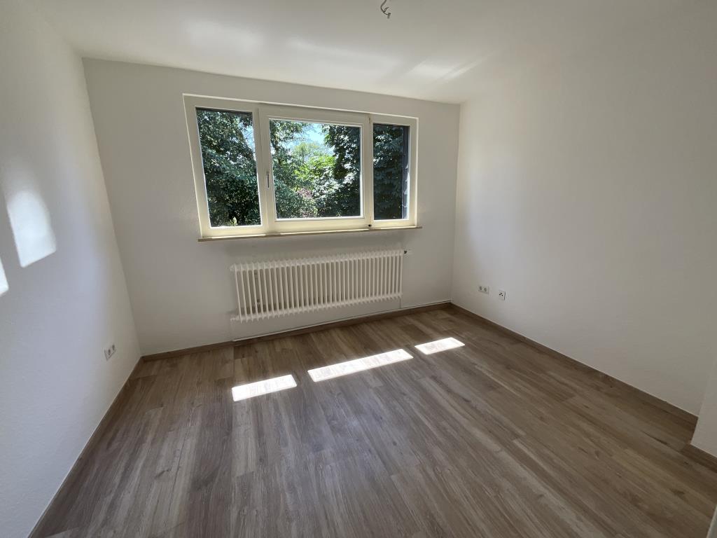 Wohnung zur Miete 366 € 3 Zimmer 54,5 m²<br/>Wohnfläche 3.<br/>Geschoss Bremer Straße 193 Bant Wilhelmshaven 26389