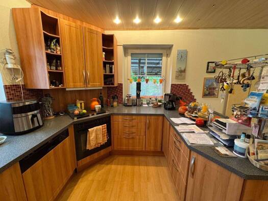 Einfamilienhaus zum Kauf 375.000 € 5 Zimmer 130 m² 1.272 m² Grundstück frei ab sofort Strullendorf 96129