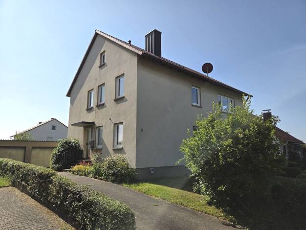 Mehrfamilienhaus zum Kauf 395.000 € 8 Zimmer 250 m² 626 m² Grundstück frei ab sofort Haßfurt Haßfurt 97437