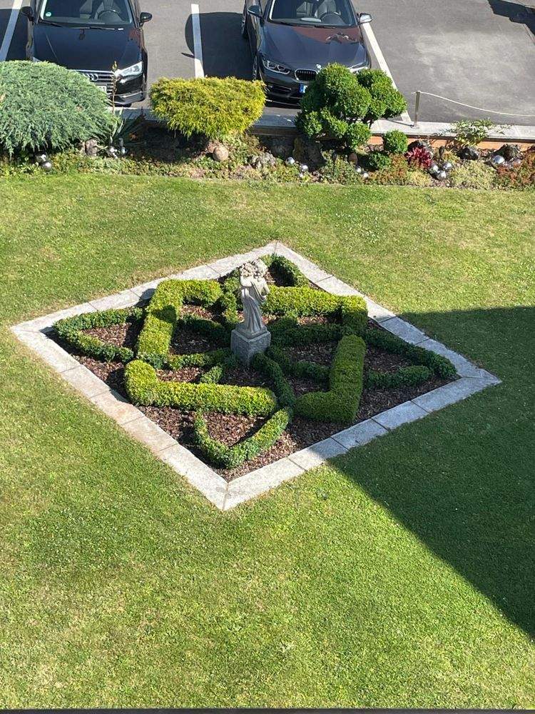 Immobilie in Stadtsteinach - Generationenhaus auf herrlichem Grundstück am Ortsrand Stadtsteinachs - Bild 1