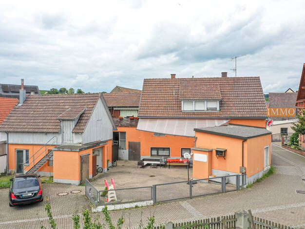 Einfamilienhaus zum Kauf 560.000 € 7 Zimmer 182 m² 523 m² Grundstück Köndringen Teningen 79331