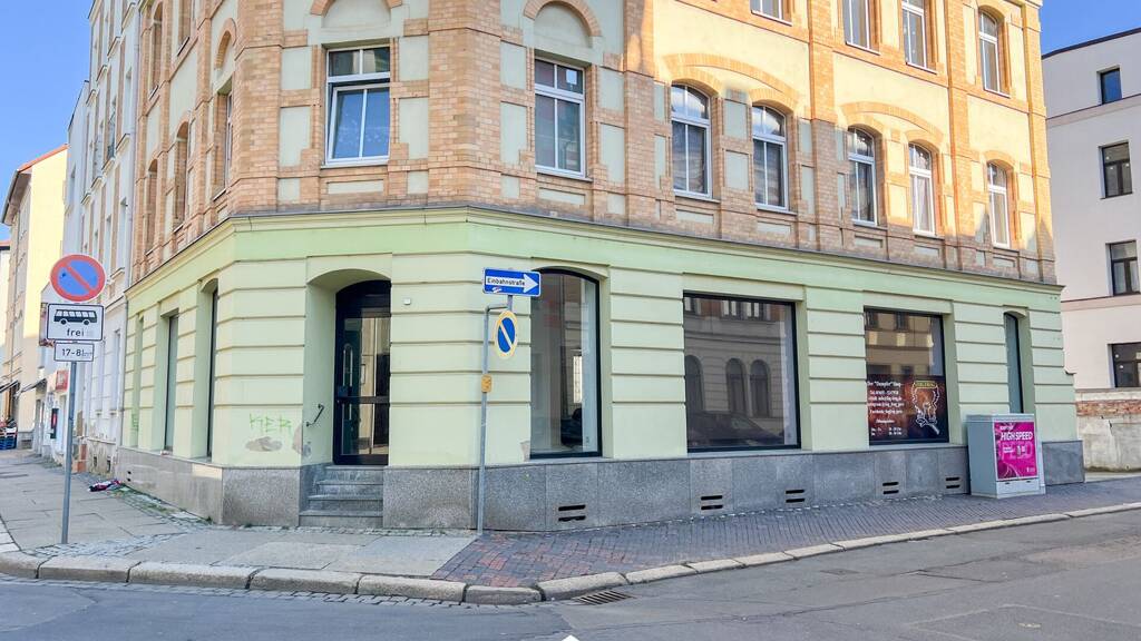 Laden zur Miete provisionsfrei 800 € 2 Zimmer 118 m² Verkaufsfläche Karl-Schurz-Straße 12 Innenstadt Gera 07545