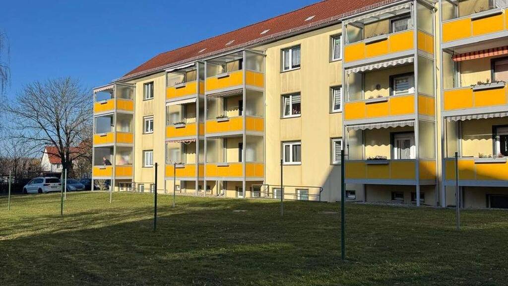 Wohnung zur Miete 324 € 3 Zimmer 61,1 m² EG Straße des 3.Oktober 17 Frohburg 04654