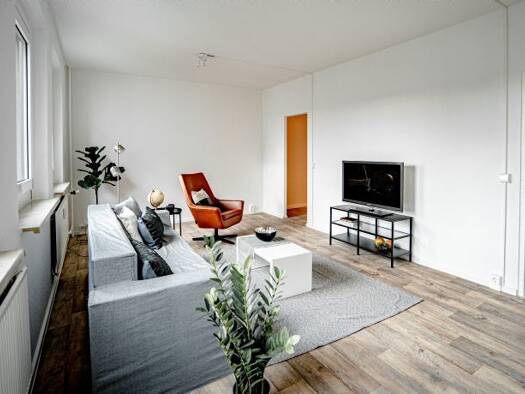 Wohnung zur Miete 335 € 3 Zimmer 65,5 m² 4. Geschoss frei ab sofort Jahnstraße 14 Crimmitschau 08451