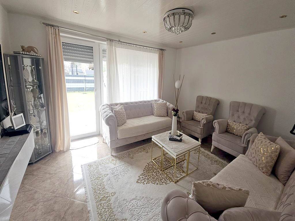 Immobilie in Schongau - Solides Mehrfamilienhaus mit 4 Wohneinheiten in begehrter Lage von Schongau - Bild 1