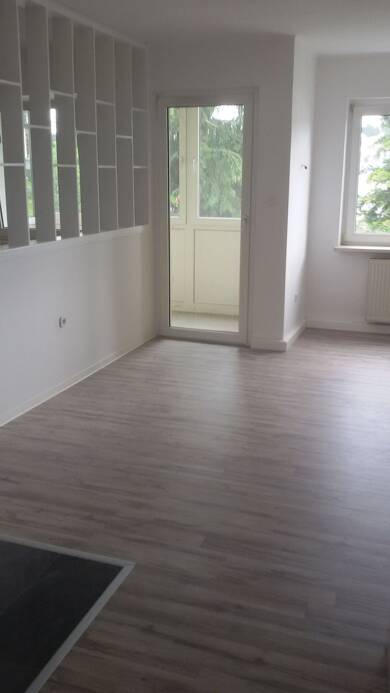 Wohnung zur Miete 495 € 3 Zimmer 85 m² 1. Geschoss Ossecker Str. 39 Münsterviertel Hof 95030