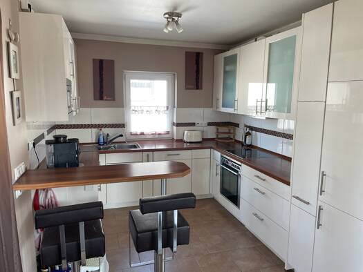 Haus zum Kauf 849.000 € 10 Zimmer 230 m² 454 m² Grundstück Obertshausen 63179