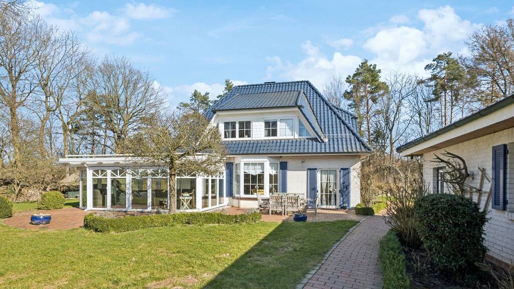 Einfamilienhaus zum Kauf 5 Zimmer 165,5 m² 1.500 m² Grundstück Geesthacht 21502