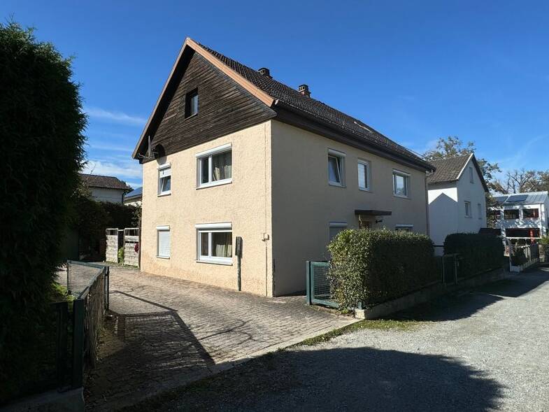 Haus zum Kauf 295.000 € 6 Zimmer 165 m² 491 m² Grundstück Kriegerweg 6 Neumarkt-Sankt Veit Neumarkt-Sankt Veit 84494