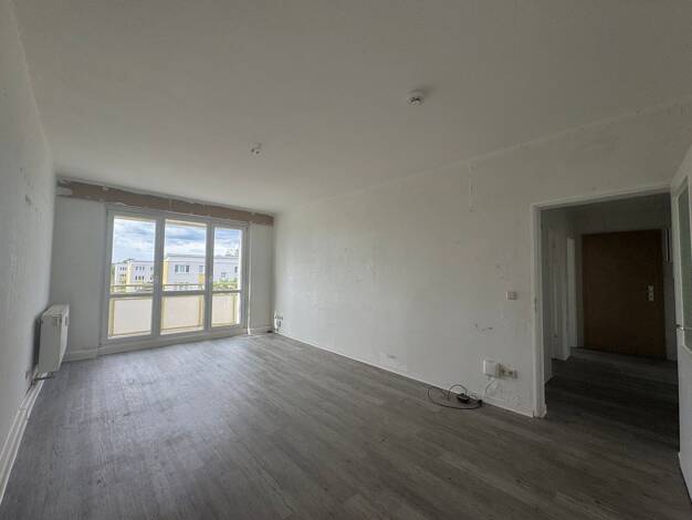 Wohnung zur Miete 497 € 4 Zimmer 75,4 m² 4. Geschoss frei ab sofort Friedrich-List-Straße 54 Eisenhüttenstadt Eisenhüttenstadt 15890