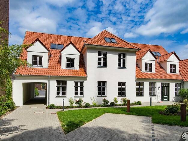 Wohnung zur Miete 956 € 3 Zimmer 91 m² frei ab sofort Schleswig 24837