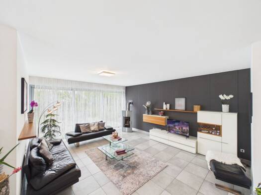 Einfamilienhaus zum Kauf 839.000 € 8 Zimmer 252,7 m² 995 m² Grundstück Nagold Nagold 72202