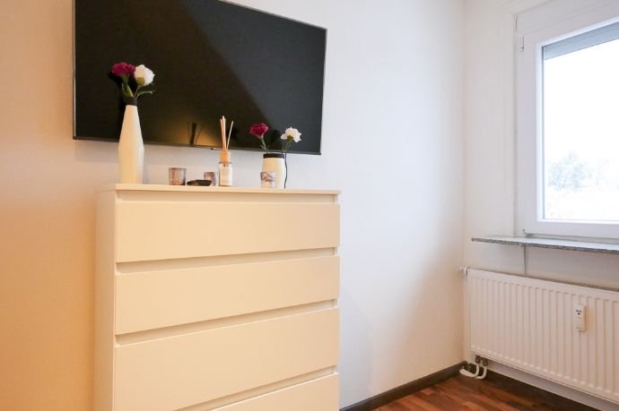 Wohnung zur Miete Wohnen auf Zeit 1.160 € 2 Zimmer 60 m²<br/>Wohnfläche 25.11.2024<br/>Verfügbarkeit Hauffstraße Schieferstr. Reutlingen 72762