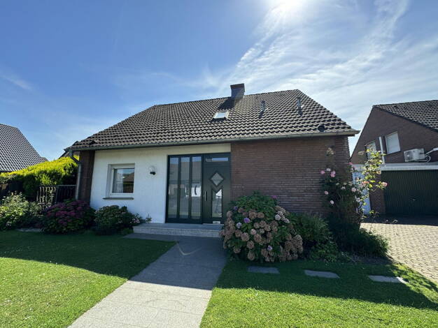 Einfamilienhaus zum Kauf provisionsfrei 429.900 € 5,5 Zimmer 118,1 m² 487 m² Grundstück Niersenbruch Kamp-Lintfort 47475
