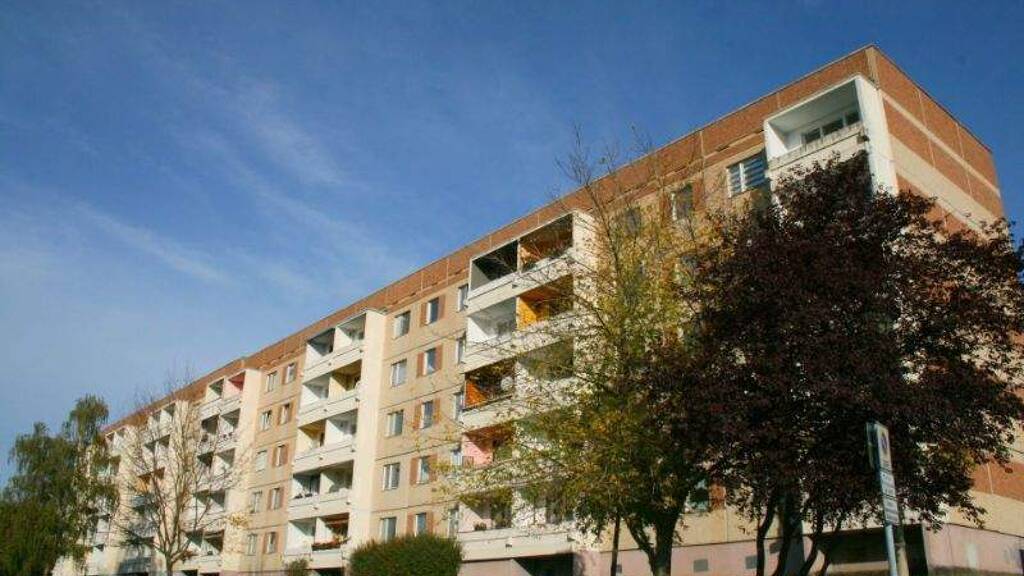 Wohnung zur Miete 288 € 4 Zimmer 72 m² EG Helmut-Welz-Str. 4 Aschersleben 06449