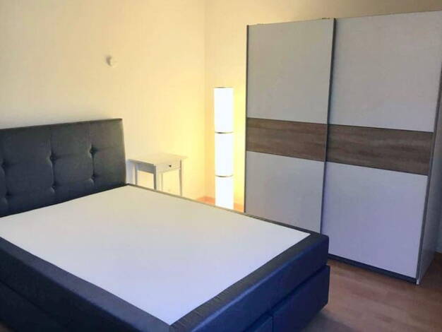 WG-Zimmer zur Miete auf Zeit 190 € 26 m² 2. Geschoss Martin-Luther-Straße Preißelpöhl Plauen 08525