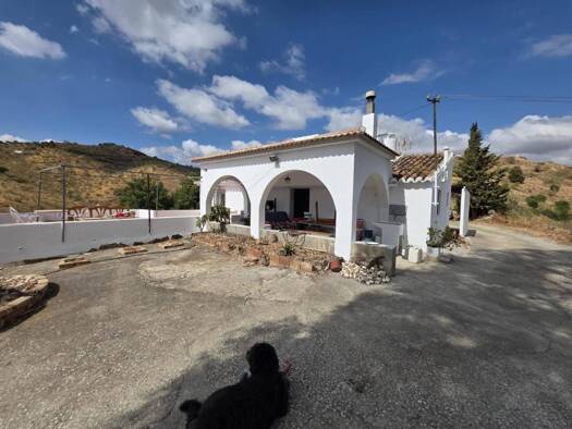 Bauernhaus zum Kauf 420.000 € 1 Zimmer 260 m² 69.000 m² Grundstück Viñuela 29712