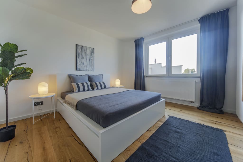 Wohnung zur Miete Wohnen auf Zeit 1.700 € 2 Zimmer 58 m²<br/>Wohnfläche 01.06.2025<br/>Verfügbarkeit Gladbacher Str. Unterbilk Düsseldorf 40219