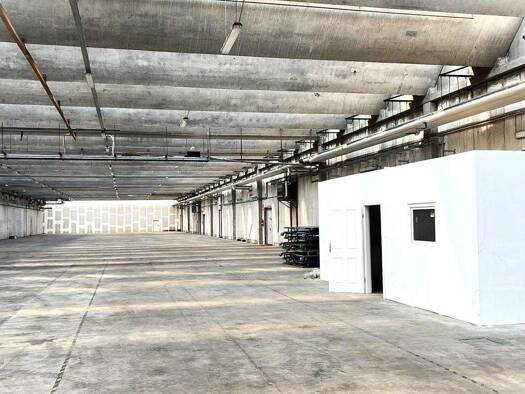 Lagerhalle zur Miete 4 € 2.740 m² Lagerfläche Bruchsal 76646