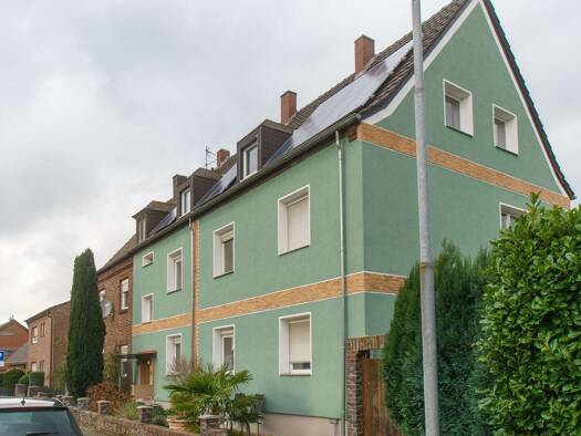 Mehrfamilienhaus zum Kauf provisionsfrei 489.000 € 7 Zimmer 224 m² 363 m² Grundstück Nordring 125-127 St. Tönis Tönisvorst 47918
