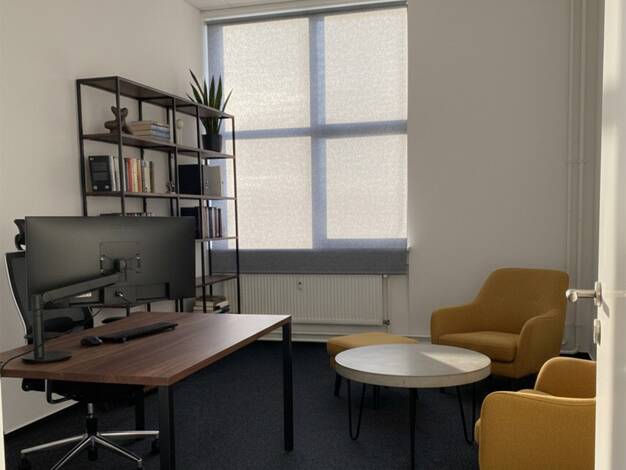 Bürofläche zur Miete 609 € 18,2 m² Bürofläche Großbeerenstraße 2 Mariendorf Tempelhof-Schöneberg 12107