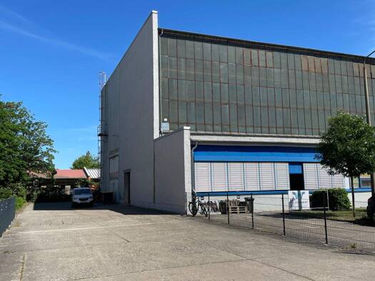 Lagerhalle zur Miete provisionsfrei 2.200 € 708 m² Lagerfläche Eichhorster Straße 3 Industrieviertel Neubrandenburg 17034