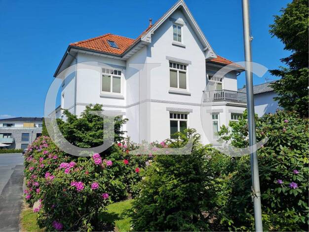 Villa zum Kauf 899.000 € 8 Zimmer 278 m² 597 m² Grundstück Eichenstraße 14 Rellingen 25462