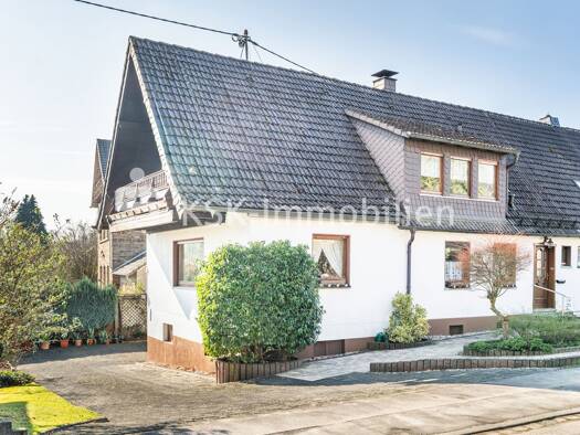 Doppelhaushälfte zum Kauf 185.000 € 6 Zimmer 112,5 m² 369 m² Grundstück Rossel Windeck 51570