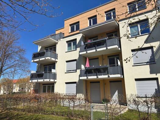 Wohnung zur Miete 1.084 € 3 Zimmer 86,7 m² Geschoss 3/4 frei ab 01.05.2026 Löbervorstadt Erfurt 99096