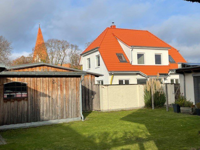 Einfamilienhaus zum Kauf 590.000 € 5 Zimmer 137 m²<br/>Wohnfläche 300 m²<br/>Grundstück Lichtenhagen Elmenhorst - Lichtenhagen 18107