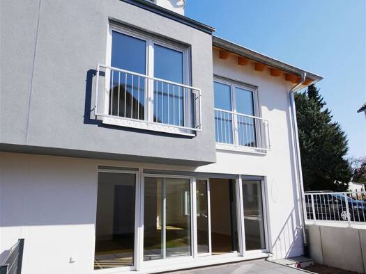 Doppelhaushälfte zum Kauf - Erstbezug provisionsfrei 695.000 € 5 Zimmer 130 m² 186 m² Grundstück frei ab sofort Altenberg Oberasbach 90522