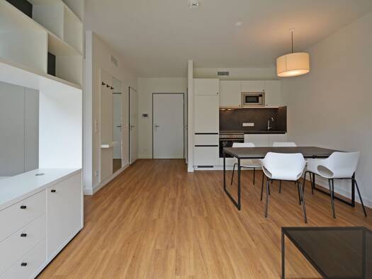 Wohnung zur Miete 917 € 1 Zimmer 41,7 m² 1. Geschoss frei ab sofort Karlshorst Lichtenberg 10318