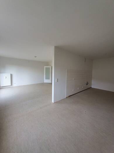Wohnung zur Miete nur mit Wohnberechtigungsschein 317 € 2 Zimmer 64,6 m² 1. Geschoss frei ab sofort Rostocker Str. 26 Westhagen Wolfsburg 38444