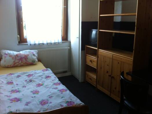 Studio zur Miete auf Zeit 525 € 1 Zimmer 11 m² frei ab sofort Rot Zuffenhausen 70437
