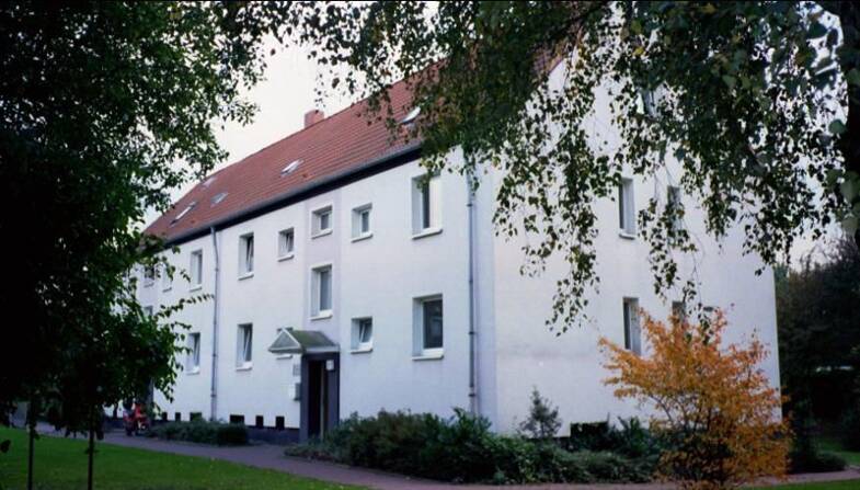 Wohnung zur Miete 377 € 2 Zimmer 47,1 m² 1. Geschoss frei ab 21.06.2025 Berliner Str. 3 Obermeiderich Duisburg 47138
